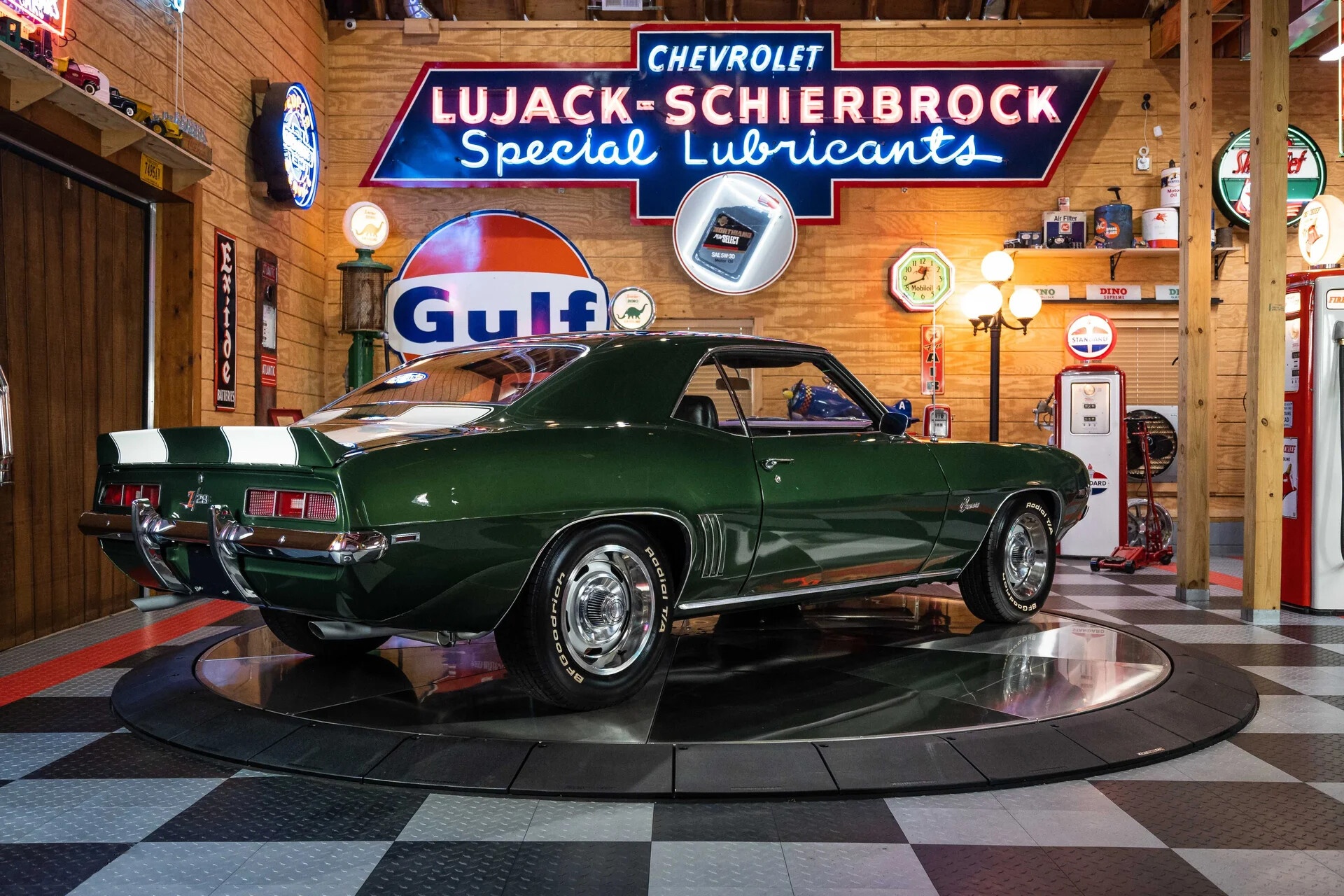 1969 Chevrolet Camaro Z/28 DZ302