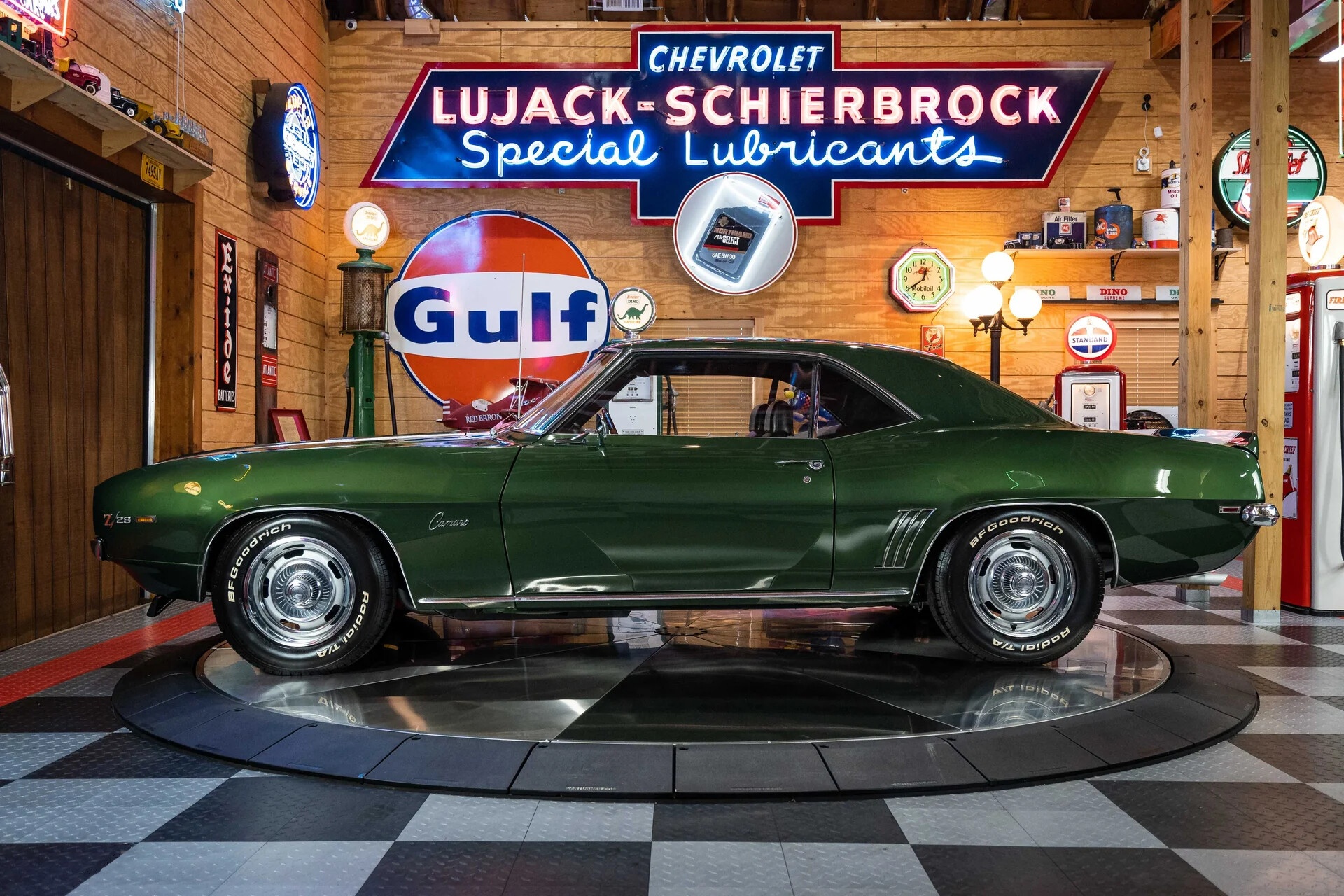 1969 Chevrolet Camaro Z/28 DZ302